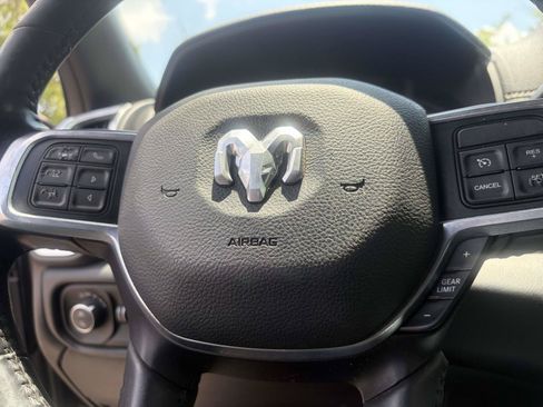 Used 2019 RAM 2500 Laramie AWD/4WD image 18