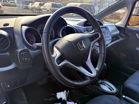 Used 2011 Honda Fit Sport image 15
