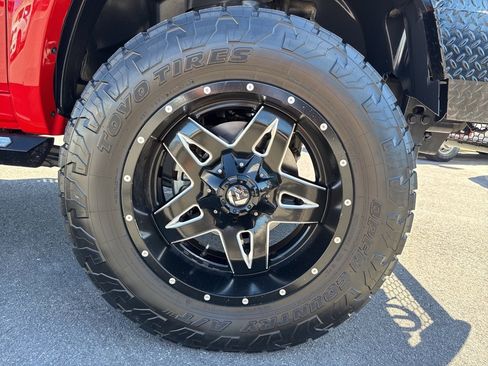 Used 2018 RAM 2500 Longhorn w/ Off Road Package image 13