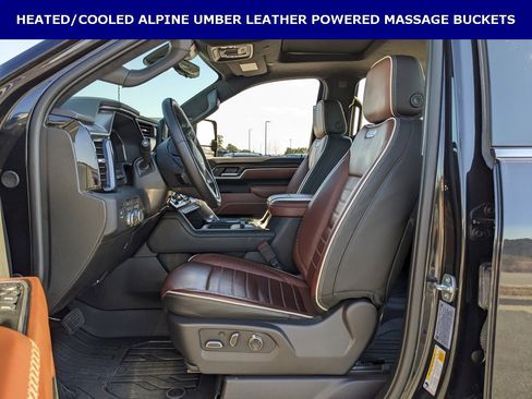 Used 2025 GMC Sierra 2500 Denali Ultimate image 5