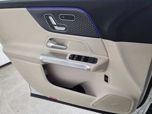 New 2026 Mercedes-Benz GLB 250 image 15