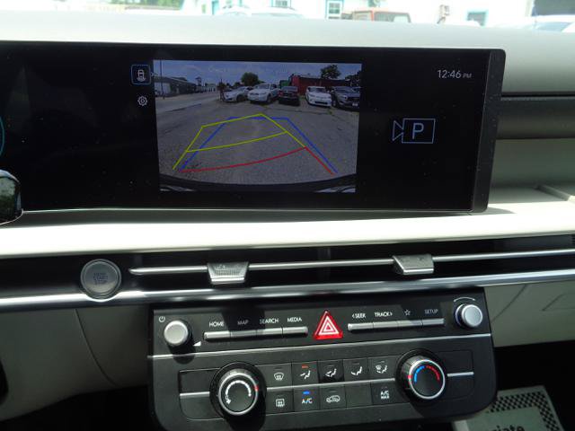 Used 2025 Hyundai Tucson SE FWD image 38