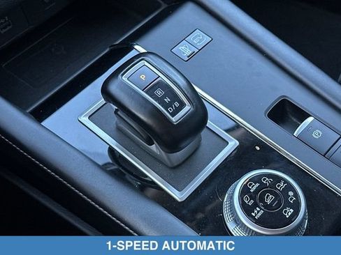 Used 2024 Mitsubishi Outlander SE AWD/4WD image 25