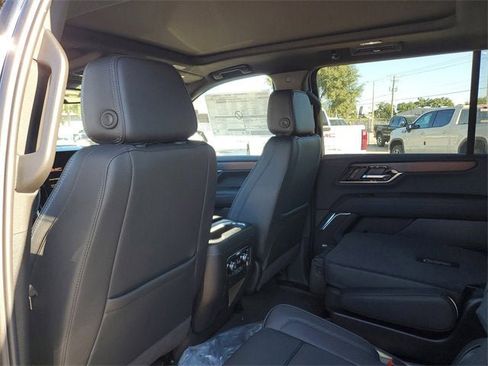 New 2026 GMC Yukon XL Denali w/ Sun & Power Step Package image 10