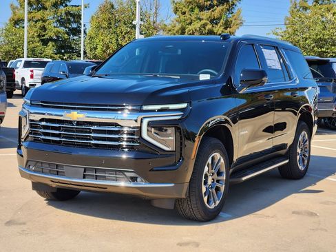 New 2026 Chevrolet Tahoe LS image 2
