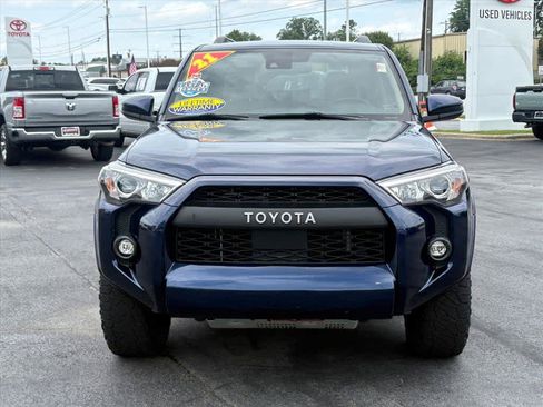Used 2021 Toyota 4Runner SR5 AWD/4WD image 25
