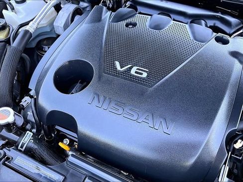 Certified 2017 Nissan Maxima Platinum FWD image 31