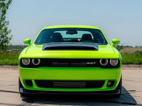 Used 2023 Dodge Challenger SRT Hellcat Redeye image 4