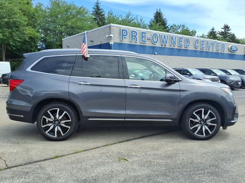 Used 2019 Honda Pilot Touring image 2