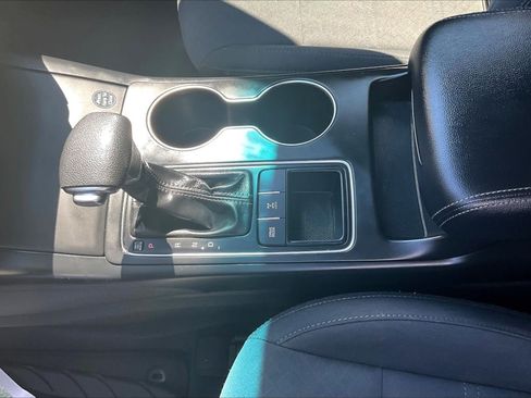 Used 2019 Kia Sorento AWD image 17