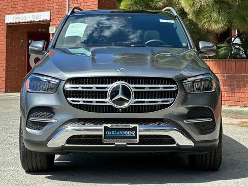 Used 2025 Mercedes-Benz GLE 450e 4MATIC image 9