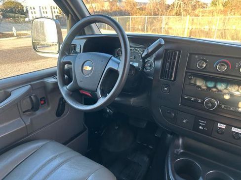 Used 2013 Chevrolet Express 2500 image 13