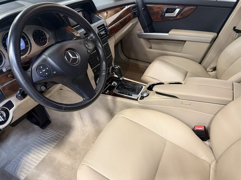 Used 2012 Mercedes-Benz GLK 350 4MATIC image 17