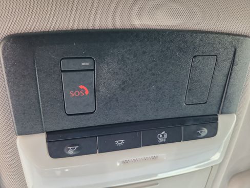 Used 2024 Mitsubishi Outlander SE AWD/4WD image 32