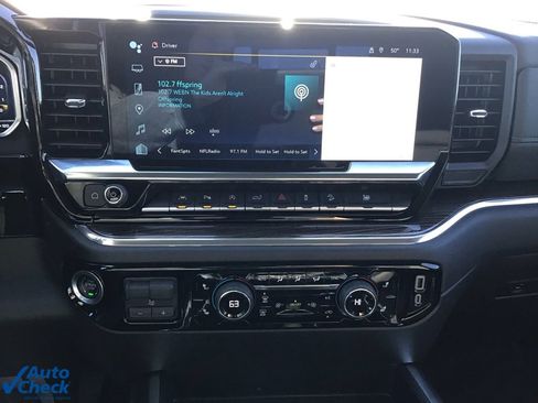 Used 2025 Chevrolet Silverado 1500 LT image 40