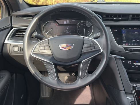 Used 2024 Cadillac XT5 Premium Luxury AWD/4WD image 18