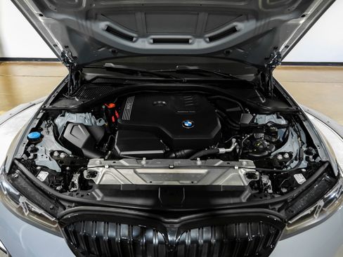 Used 2024 BMW 330i 330i w/ M Sport Package image 54