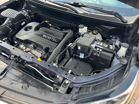 Used 2019 Chevrolet Equinox LS w/ LS Convenience Package FWD image 41