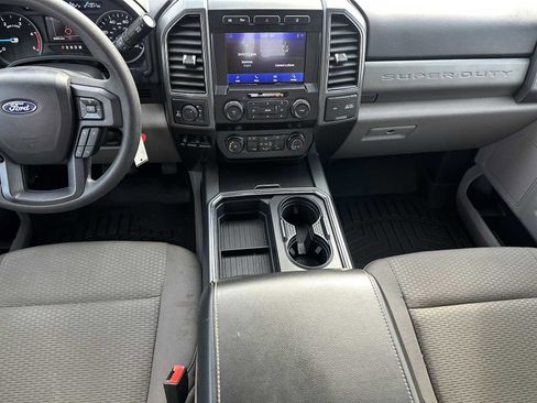 Used 2020 Ford F250 XLT w/ XLT Premium Package image 12