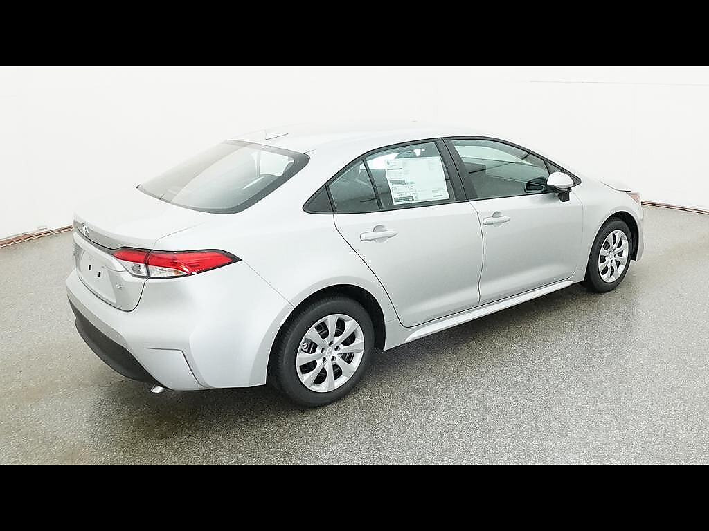 New 2026 Toyota Corolla LE FWD image 17