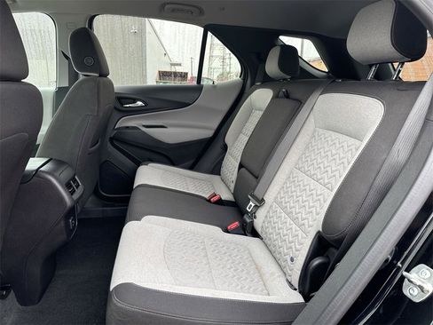 Used 2024 Chevrolet Equinox LT image 29