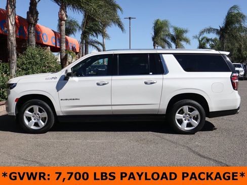 Used 2021 Chevrolet Suburban High Country w/ Premium Package image 5