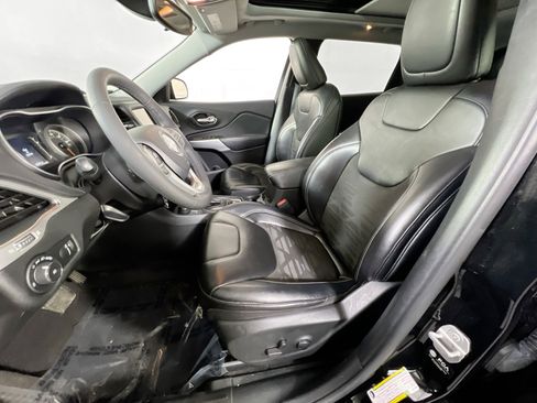 Used 2022 Jeep Cherokee Latitude w/ Sun & Sound Group image 20