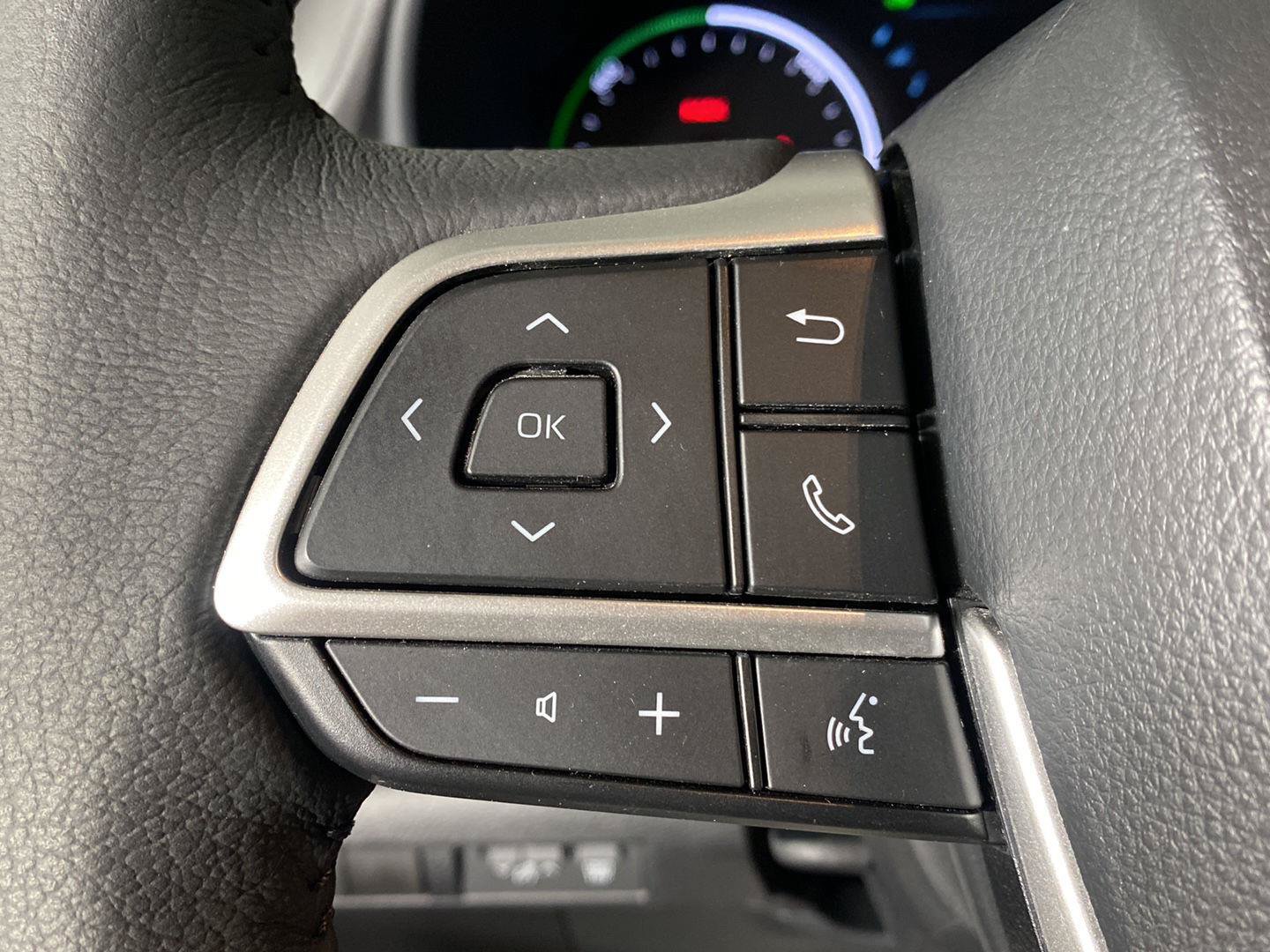 Used 2026 Toyota Sienna XLE AWD/4WD image 22