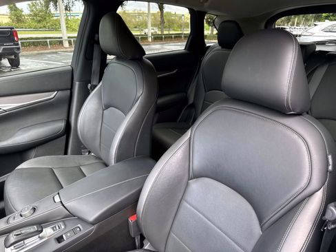 Certified 2023 INFINITI QX50 Luxe image 11