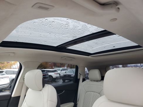 Certified 2023 Lincoln Nautilus Black Label image 11