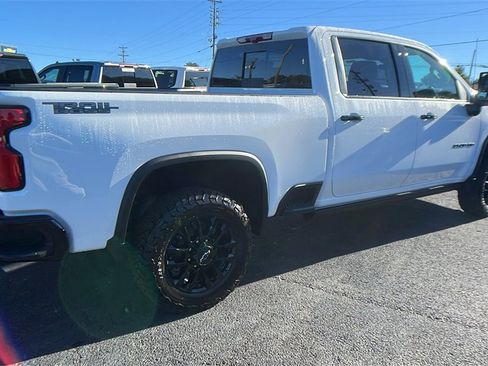 New 2026 Chevrolet Silverado 2500 LTZ image 5