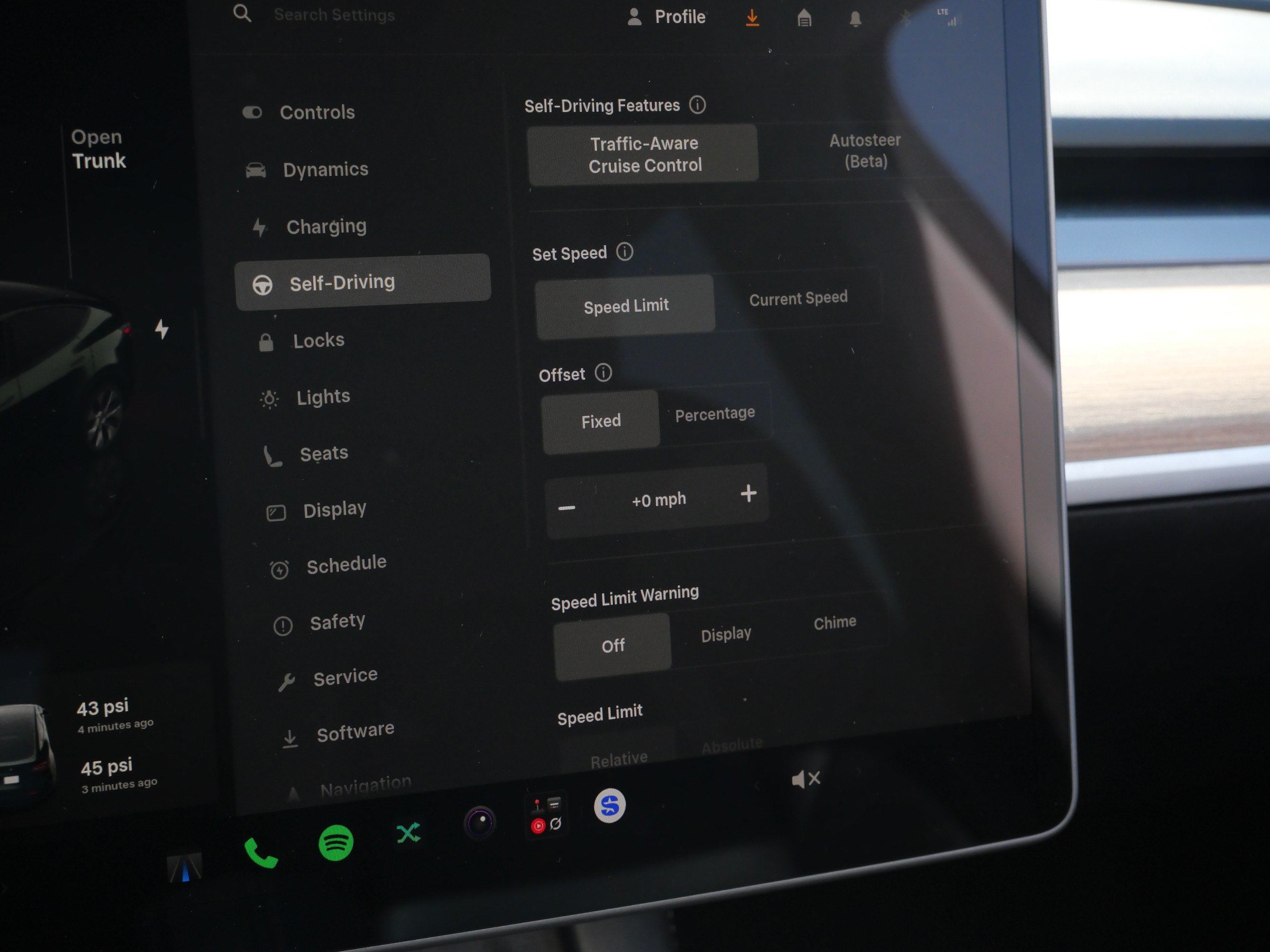 Used 2023 Tesla Model Y Long Range AWD/4WD image 27