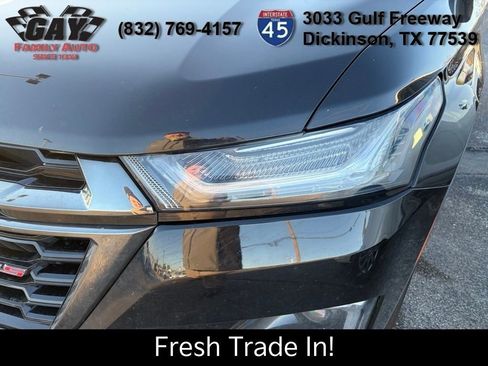 Used 2023 Chevrolet Traverse RS image 4