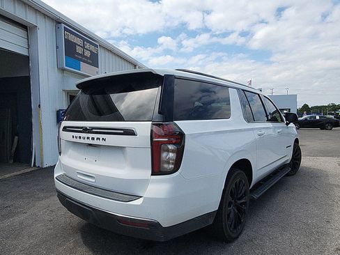 Used 2022 Chevrolet Suburban Z71 w/ Z71 Off-Road Package AWD/4WD image 5