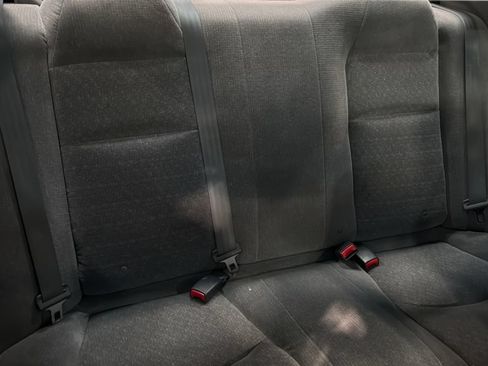 Used 2002 Honda Accord VP image 12