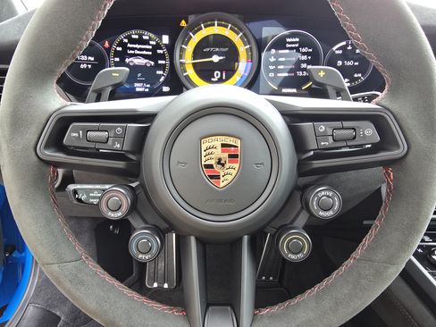 Certified 2023 Porsche 911 GT3 RS RWD image 21
