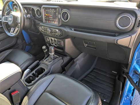 Used 2021 Jeep Wrangler Unlimited Sahara w/ Cold Weather Group image 21