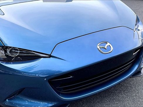Used 2020 MAZDA MX-5 Miata RF Grand Touring RWD image 27