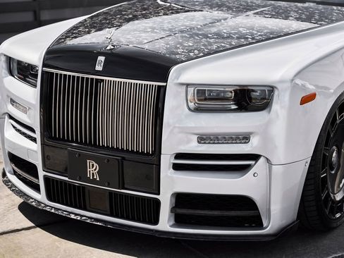 Used 2024 Rolls-Royce Phantom Sedan RWD image 7