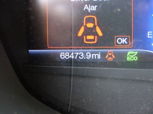 Used 2019 Ford Fusion SEL FWD image 31