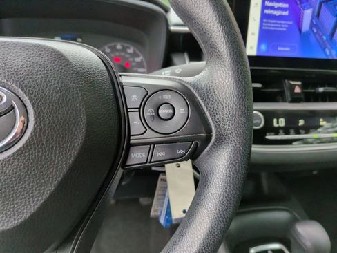 Used 2024 Toyota Corolla LE FWD image 19