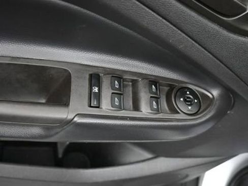 Used 2019 Ford Escape S image 11