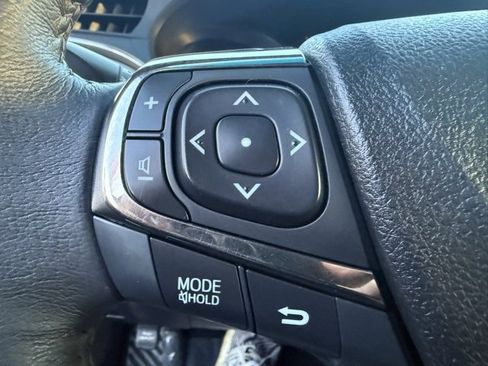 Used 2018 Toyota Avalon XLE Premium w/ All Weather Liner Package image 19