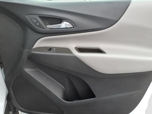 Used 2023 Chevrolet Equinox LT AWD/4WD image 10