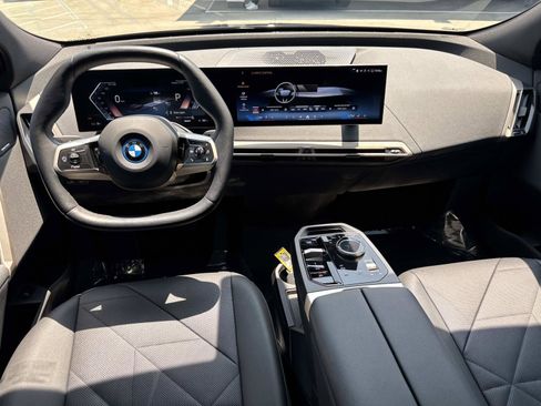 Certified 2024 BMW iX xDrive50 w/ Sport Package AWD/4WD image 10