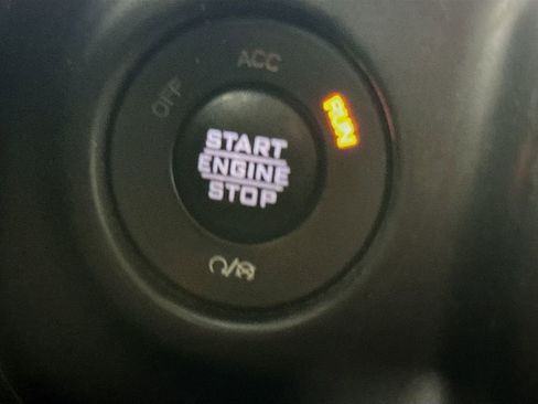 Used 2021 Jeep Wrangler Unlimited Sport image 18