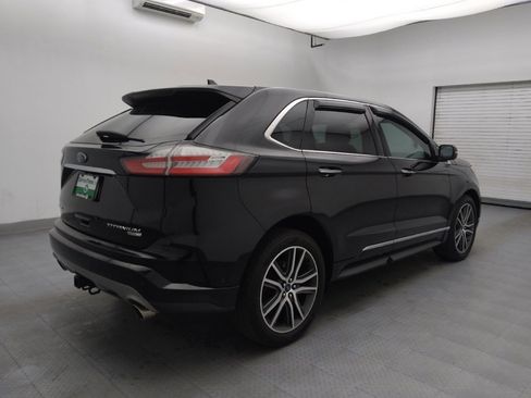 Used 2019 Ford Edge Titanium w/ Equipment Group 301A AWD/4WD image 9