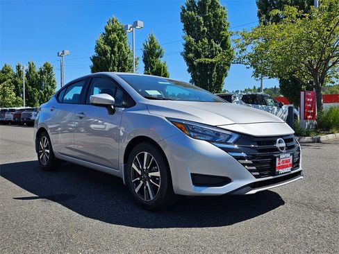 New 2025 Nissan Versa SV w/ Trunk Package image 2