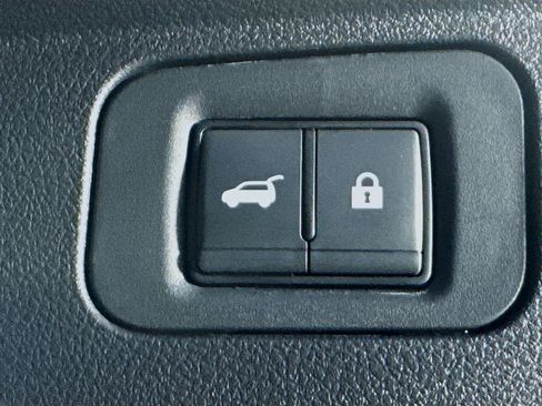 Used 2025 INFINITI QX80 Luxe image 32