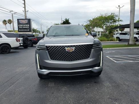 Used 2021 Cadillac Escalade Premium Luxury RWD image 27